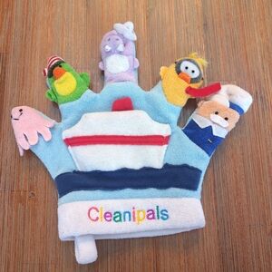 CLEANIPALS 2002 Bubble Hand Puppet Glove Bath Fun Terry Cloth Boat Captain Baby